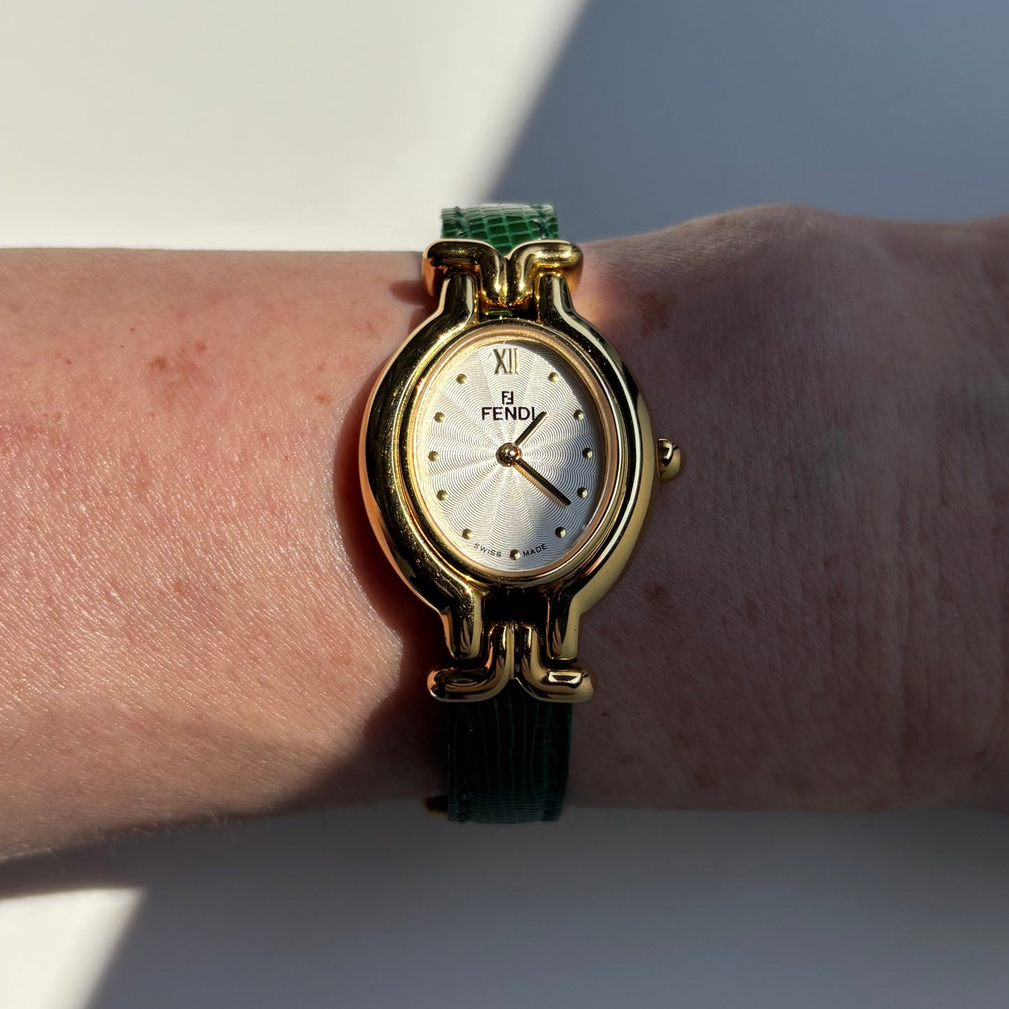 Fendi 1990s Interchangeable Belt Gold Plated Watch with 5 belts, case