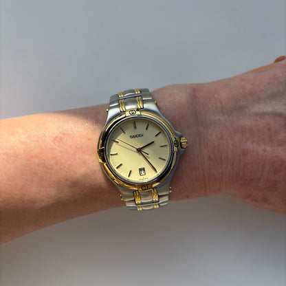 Gucci 1990s Date Round Dial Two-Tone Gold-Plated Watch (Large)