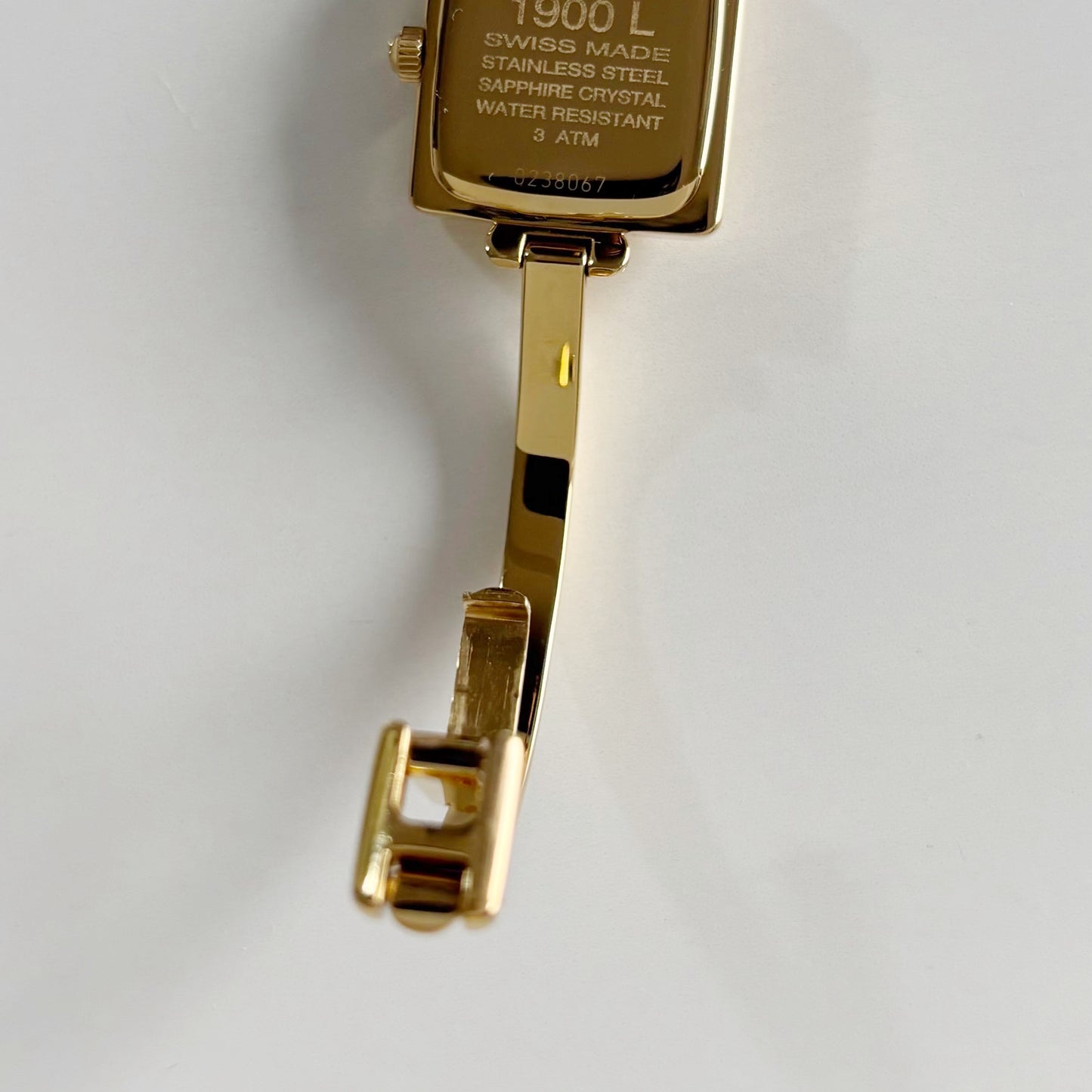 Gucci 1990s Square Dial Gold Plated Bangle Watch (Small)