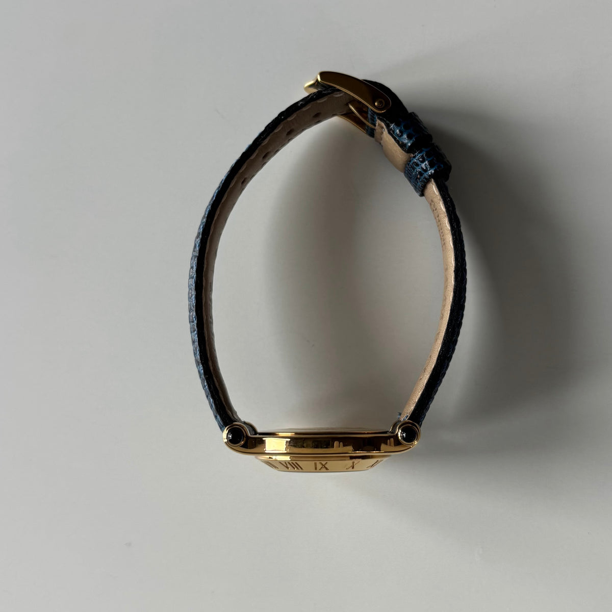 Gucci 1990s White Round Dial Gold-Plated Watch