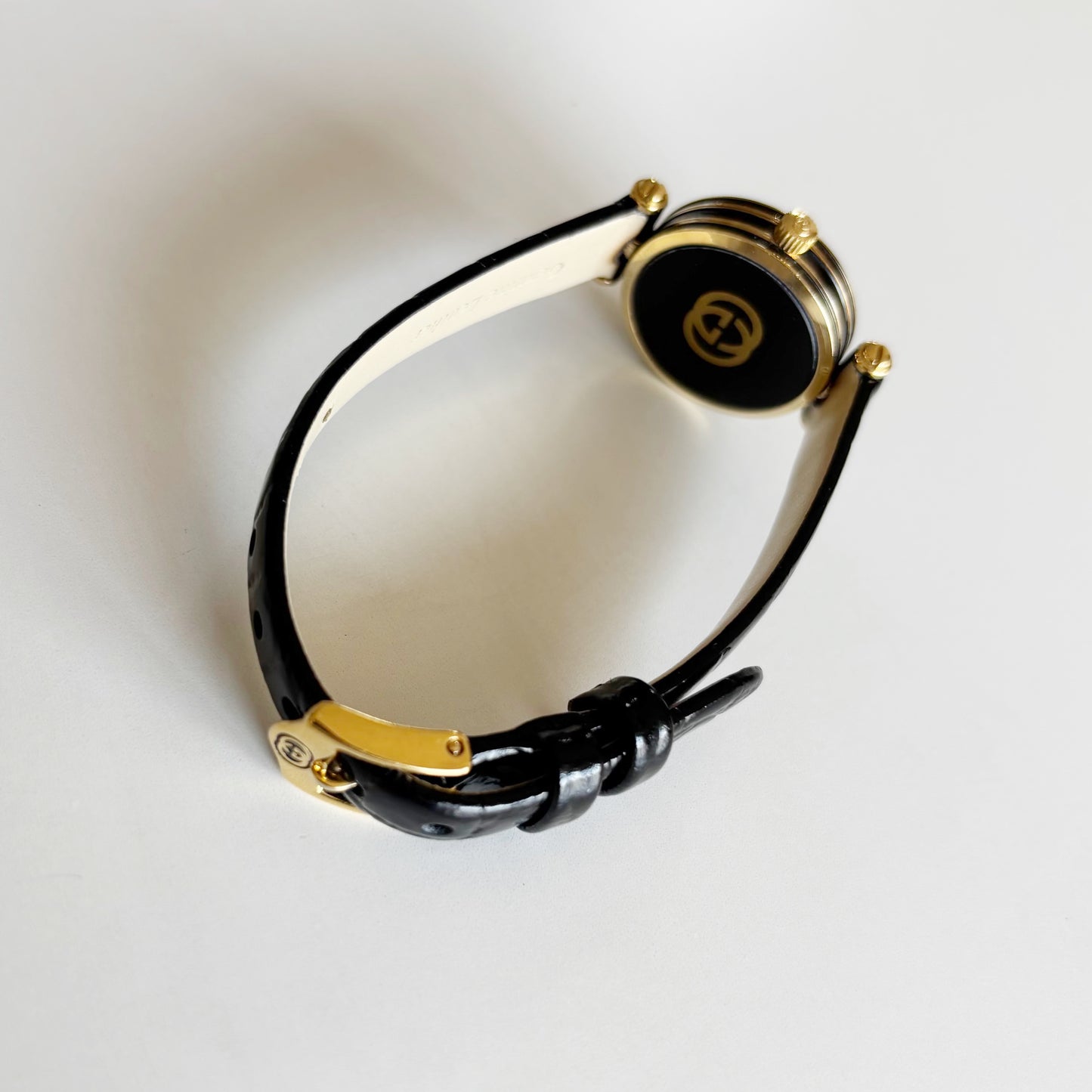 Gucci 1990s Round Dial Gold Plated Watch
