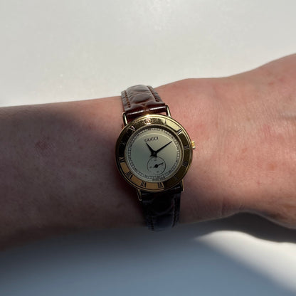 Gucci 1990s Sub second Round Dial Gold Plated Watch