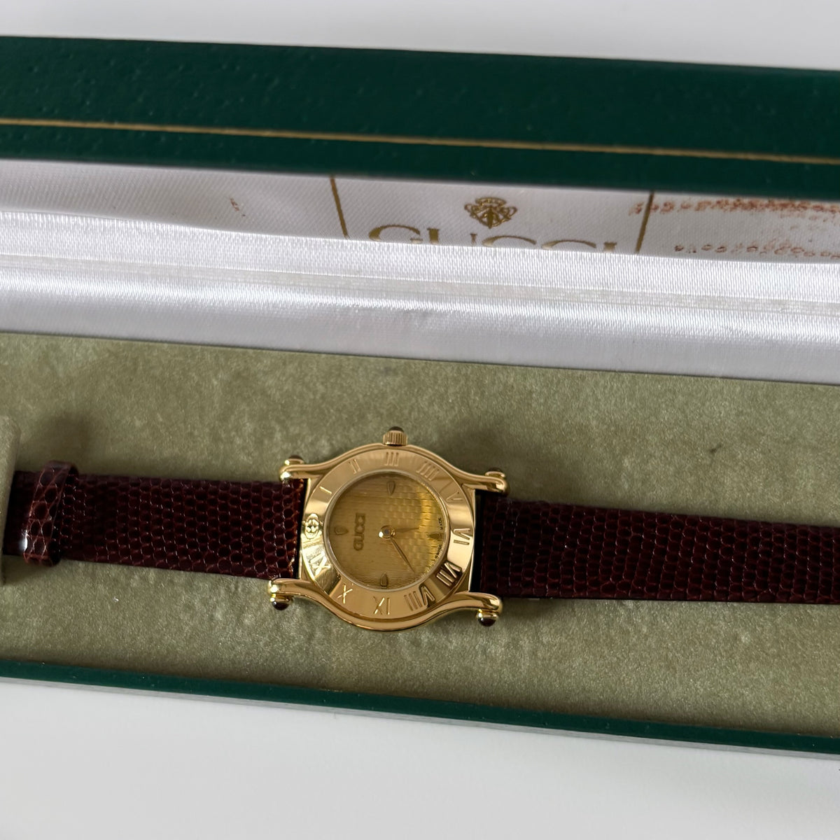 Gucci 1990s Round Dial Gold Plated Watch