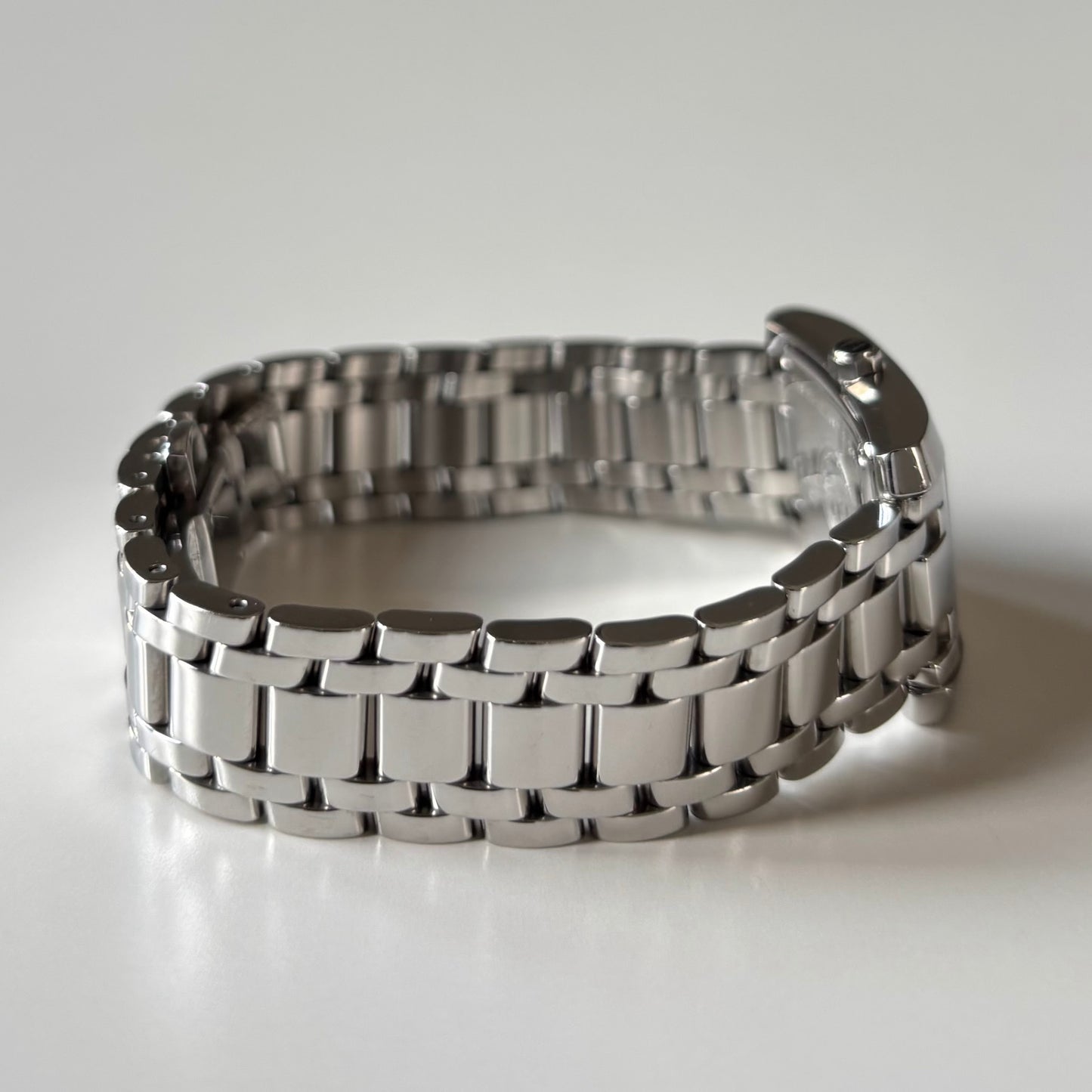 Fendi 1990s Seashell Dial Tank Silver Watch