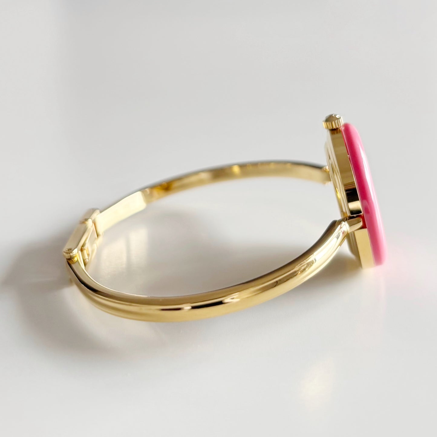 Gucci 1990s Interchangeable Bezel Gold Plated Bangle Watch with 12 bezels, case