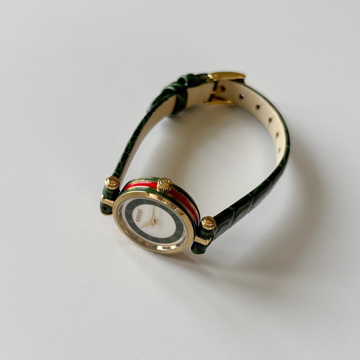 Gucci 1990s Sherry Round Dial Green Watch