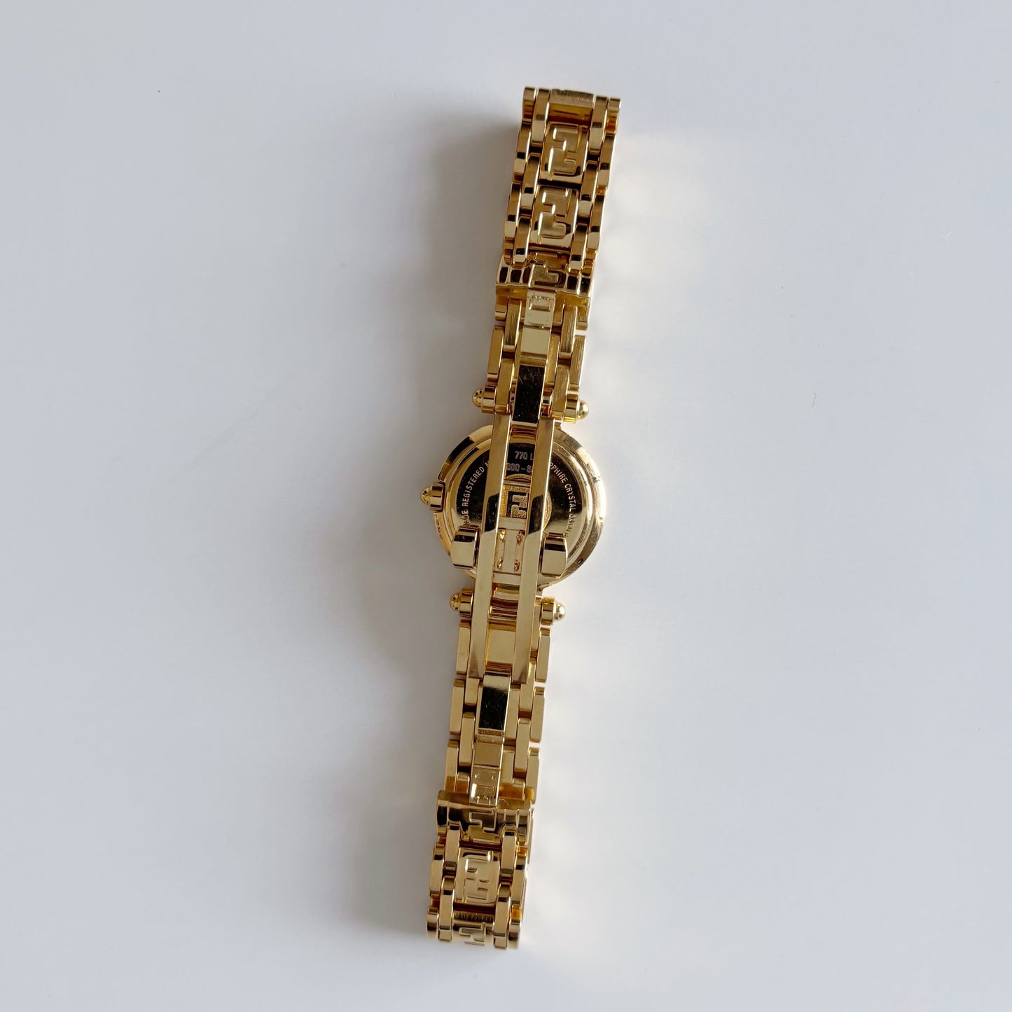 Fendi 1990s Seashell Round Dial Gold Plated Watch