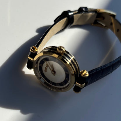Gucci 1990s Round Dial Gold Plated Watch