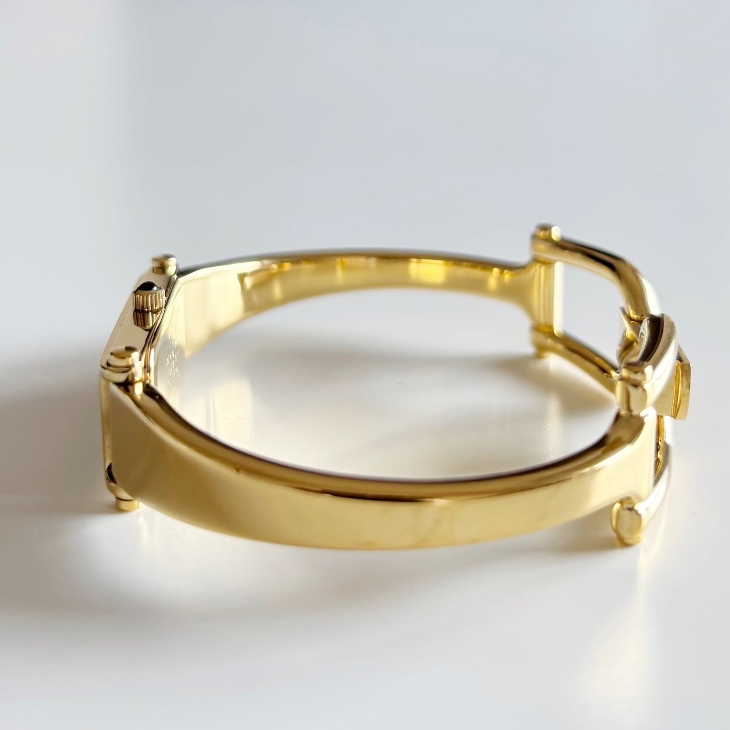 Gucci 1990s Seashell Dial Gold Plated Bangle Watch