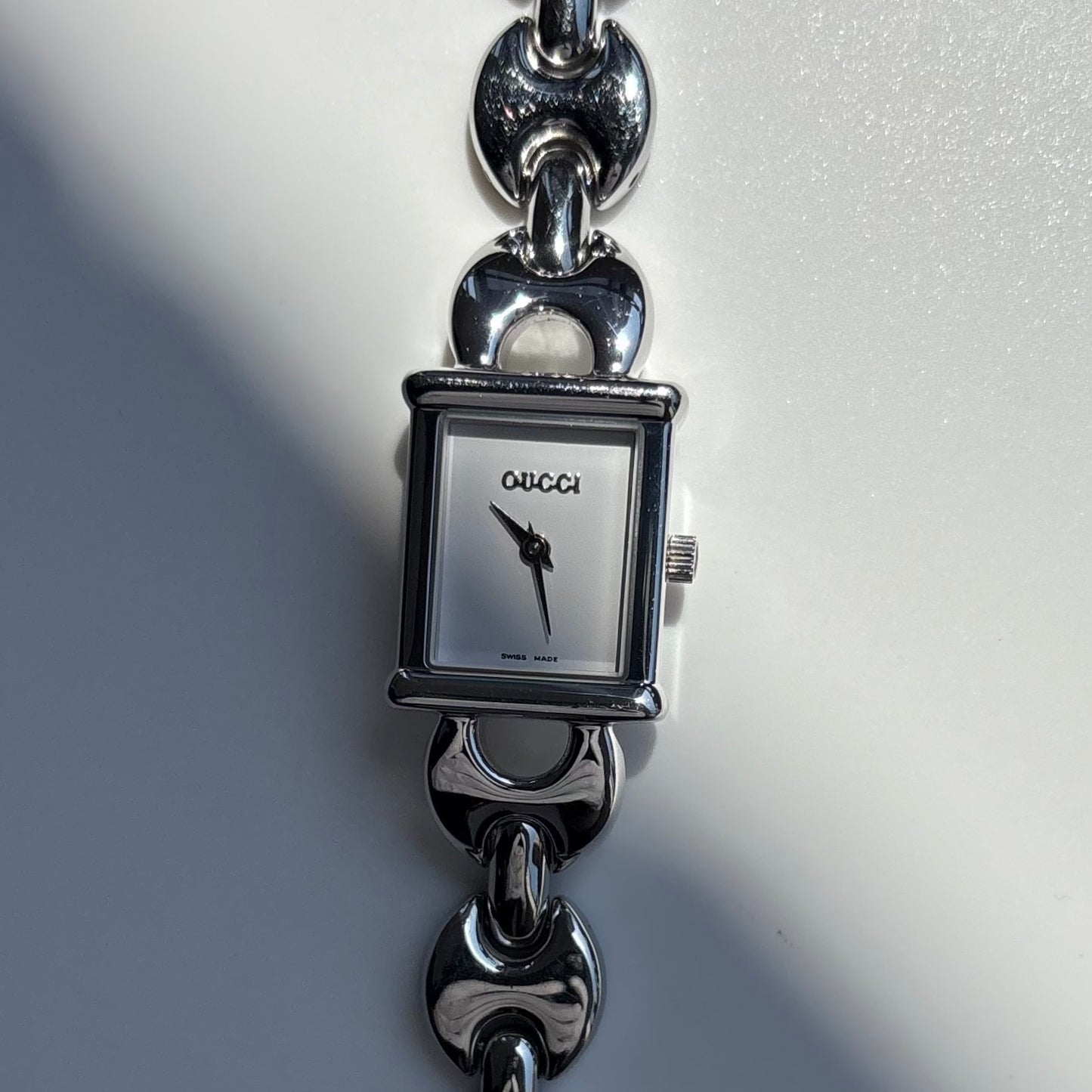 Gucci 1990s Interchangeable Strap Silver Watch with 3 straps, case