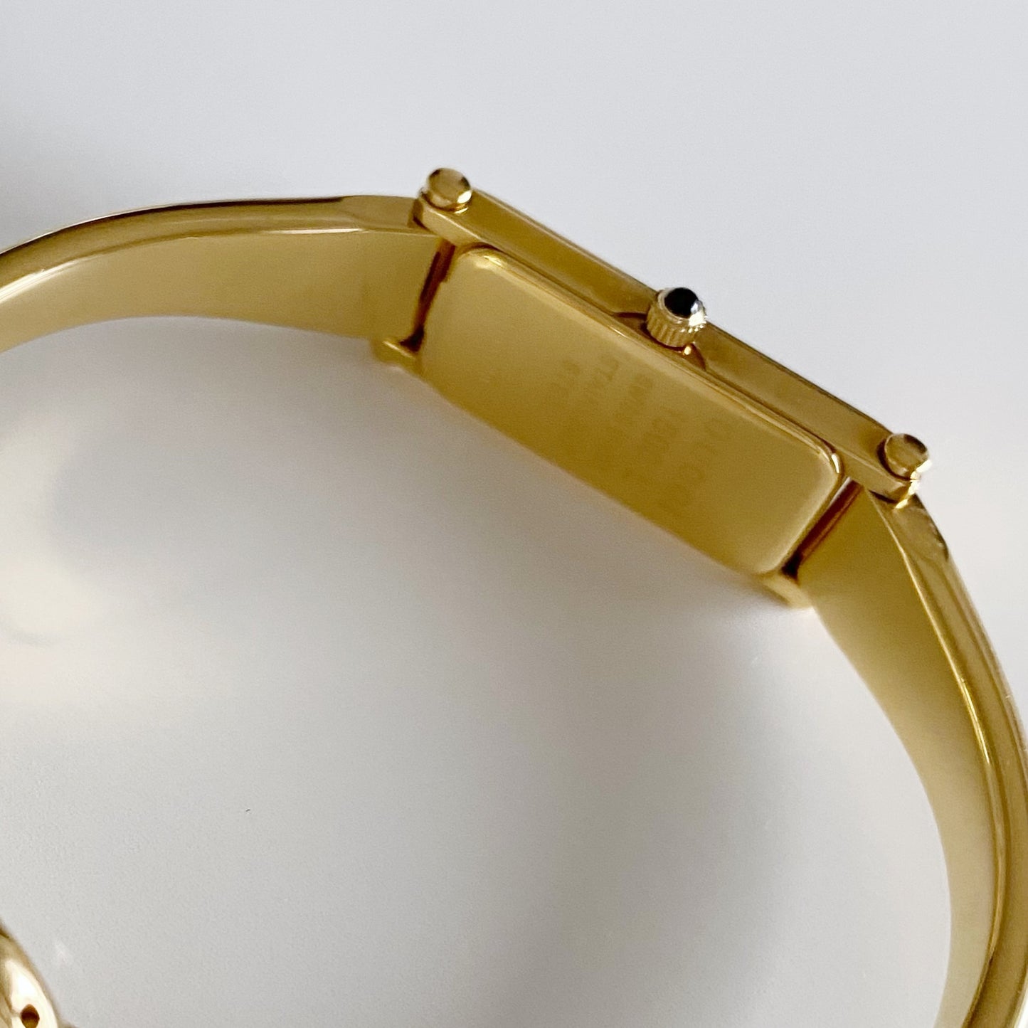 Gucci 1990s Seashell Dial Rectangular Gold Plated Bangle Watch