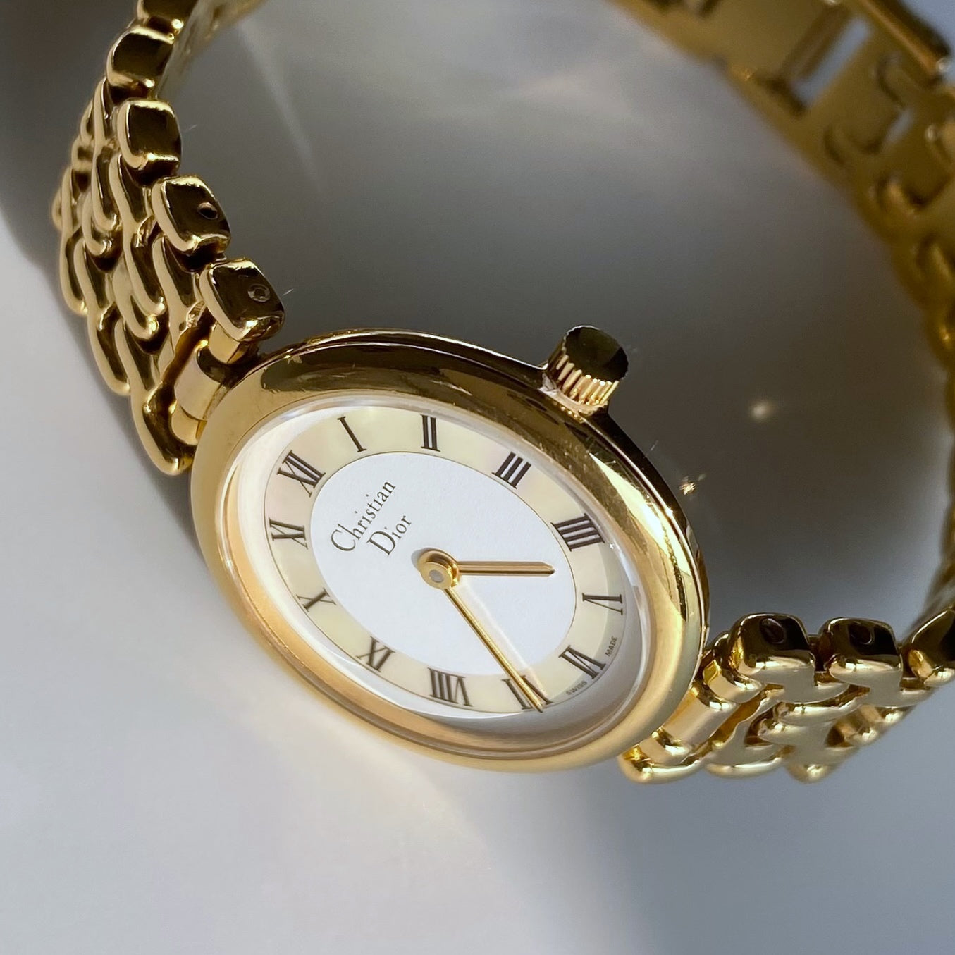 Dior 1990s Seashell Dial Round Watch