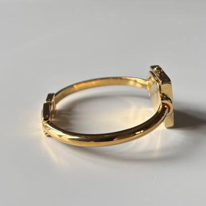 Gucci 1990s Square Dial Gold Plated Watch (Small)