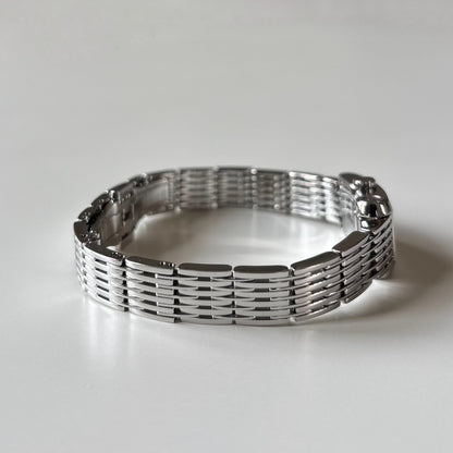 Gucci 1990s Rectangular Dial Silver Watch
