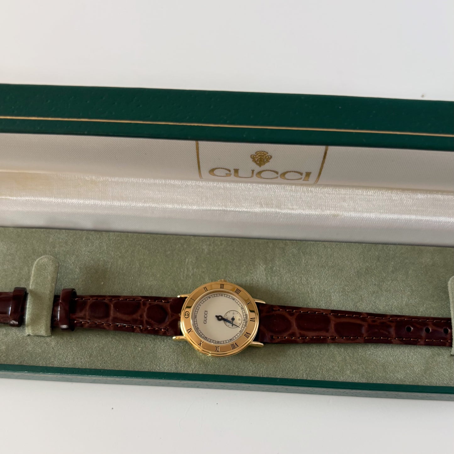 Gucci 1990s Sub second Round Dial Gold Plated Watch