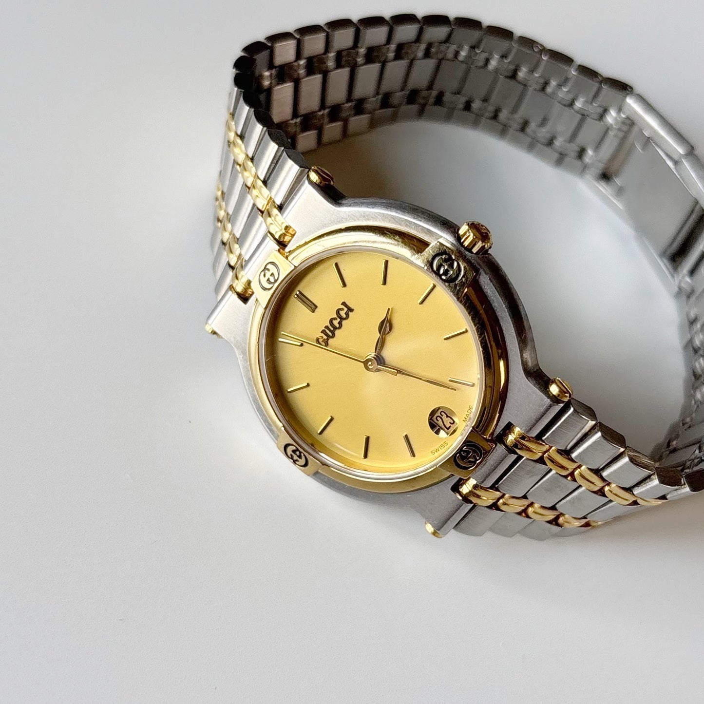 Gucci 1990s Date Round Dial Two Tone (Large)