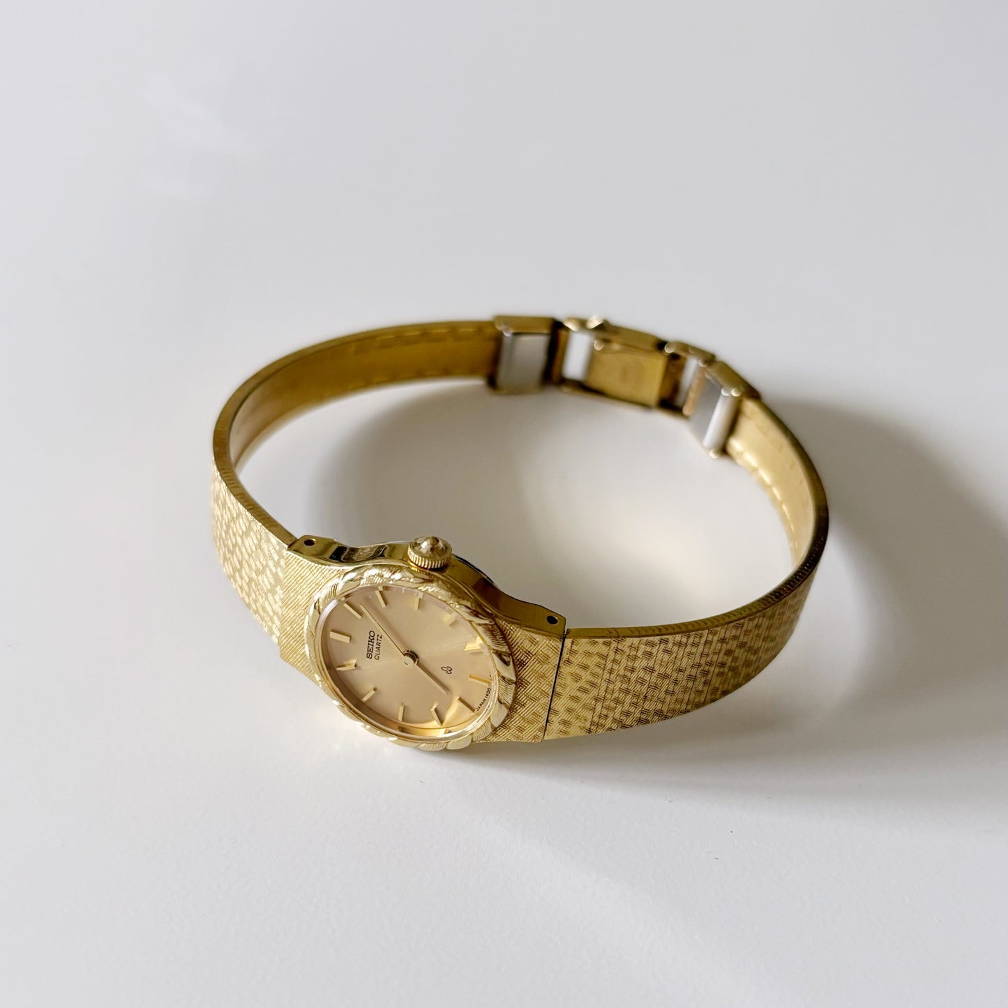 Vintage Seiko Round Gold Plated Watch