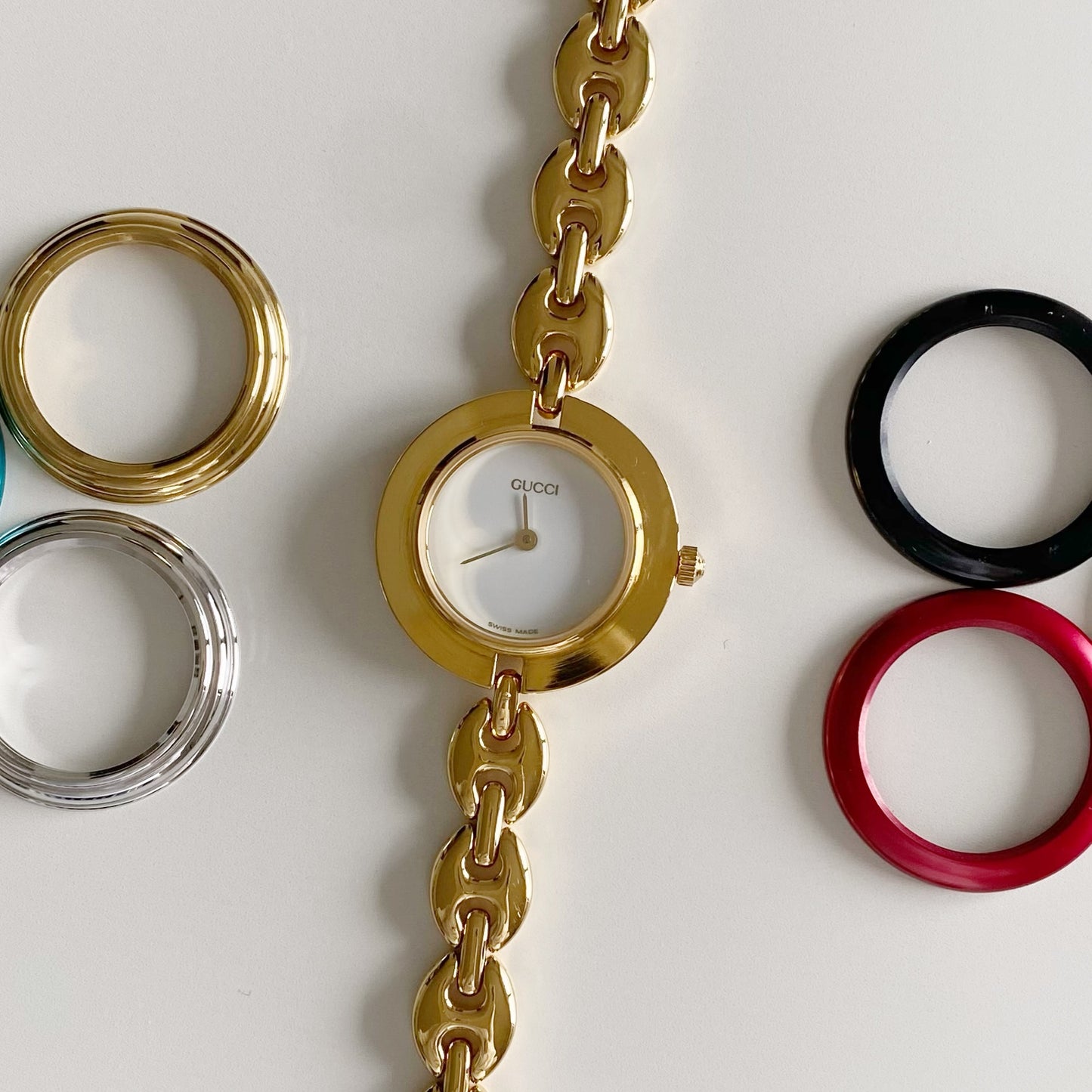 Gucci 1990s Interchangeable Bezel Gold Plated Watch with 6 bezels, case (166mm)
