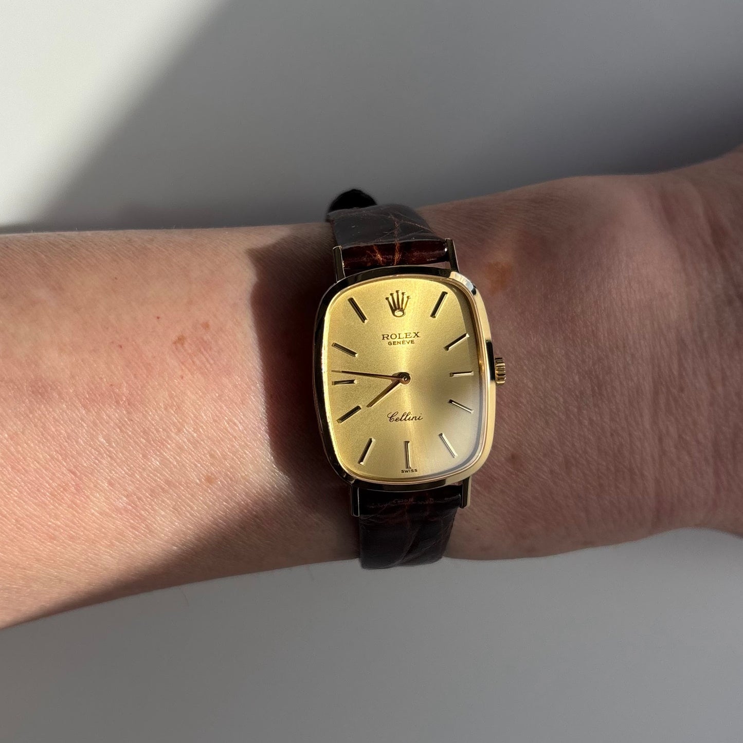 Rolex 1975 Cellini 18K Case Manual Wind Watch