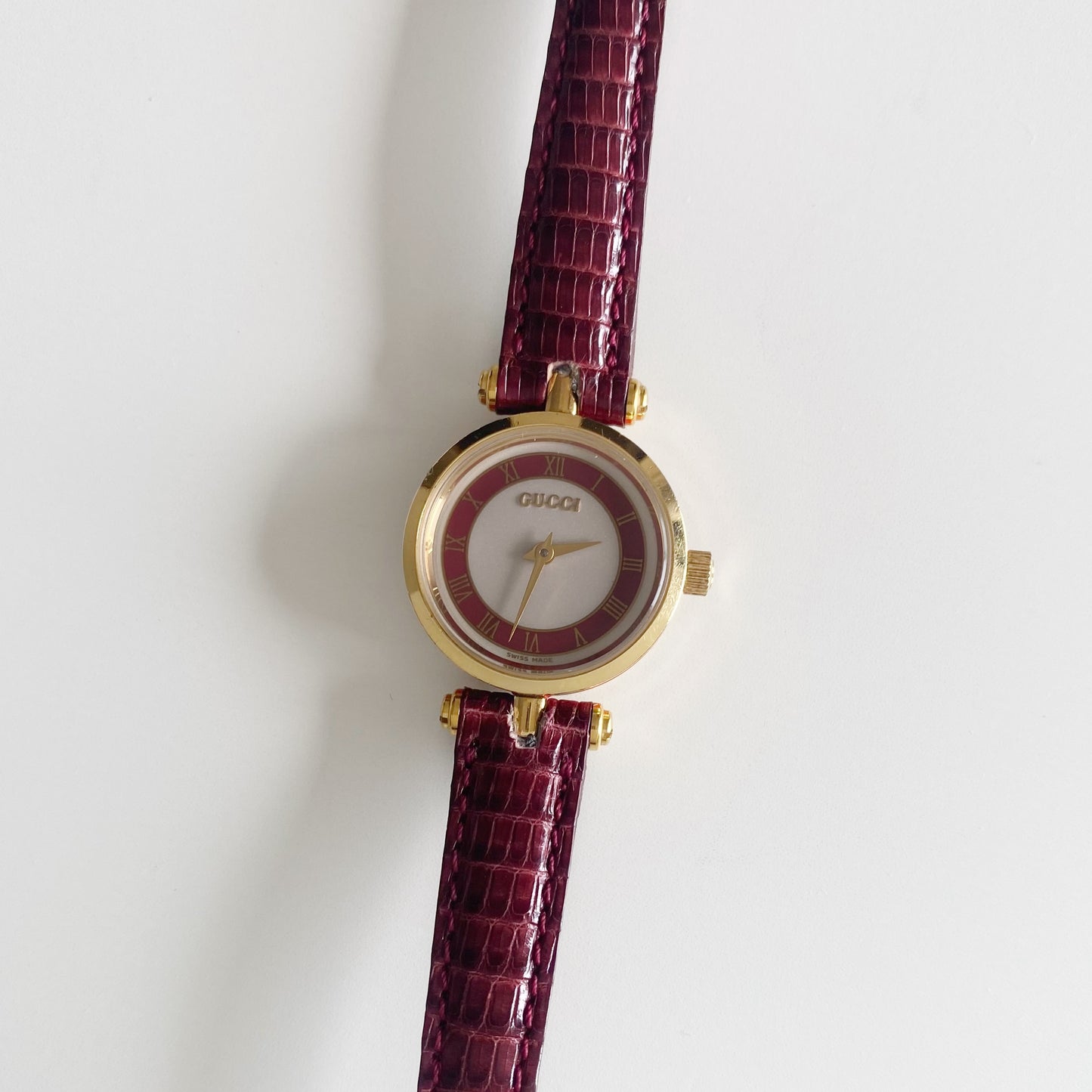 Gucci 1990s Round Dial Gold Plated Watch