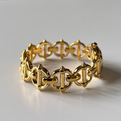 Gucci 1990s Seashell Dial Horsebit Gold Plated Watch