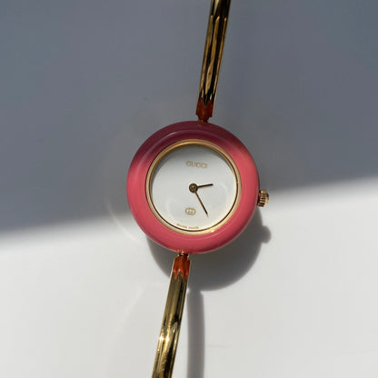 Gucci 1990s Interchangeable Bezel Gold Plated Bangle Watch with 12 bezels, case