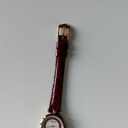 Gucci 1990s Sherry Round Dial Gold Plated Watch