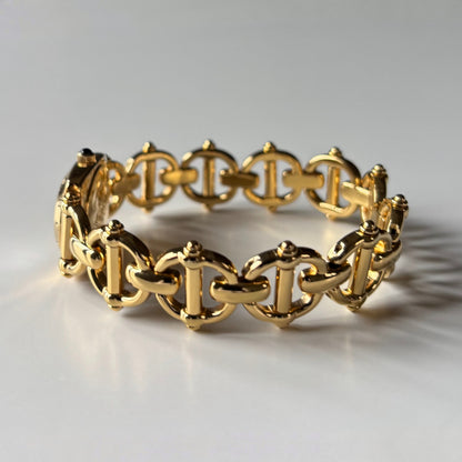 Gucci 1990s Seashell Dial Horsebit Gold Plated Watch