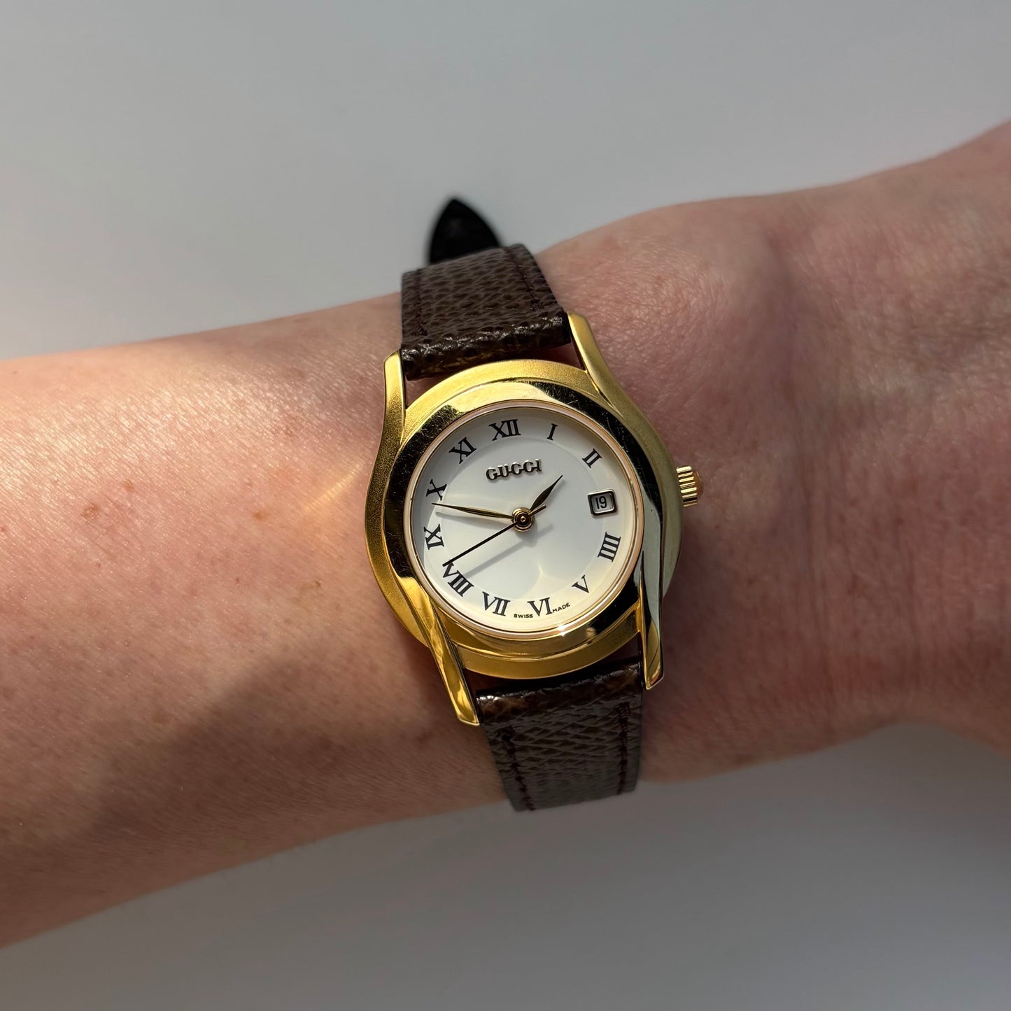 Gucci 1990s Date Round Dial Gold Plated Watch