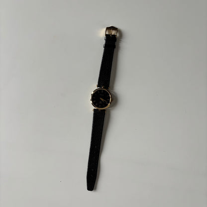 Gucci 1990s Black Round Dial Gold-Plated Sherry Watch (Large)