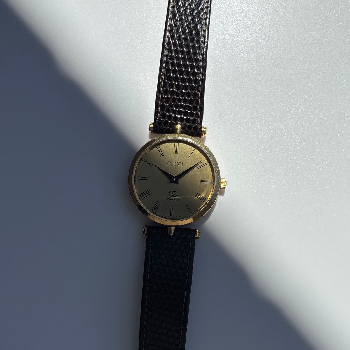 Gucci 1990s Round Gold Dial Gold Plated Watch (Large)