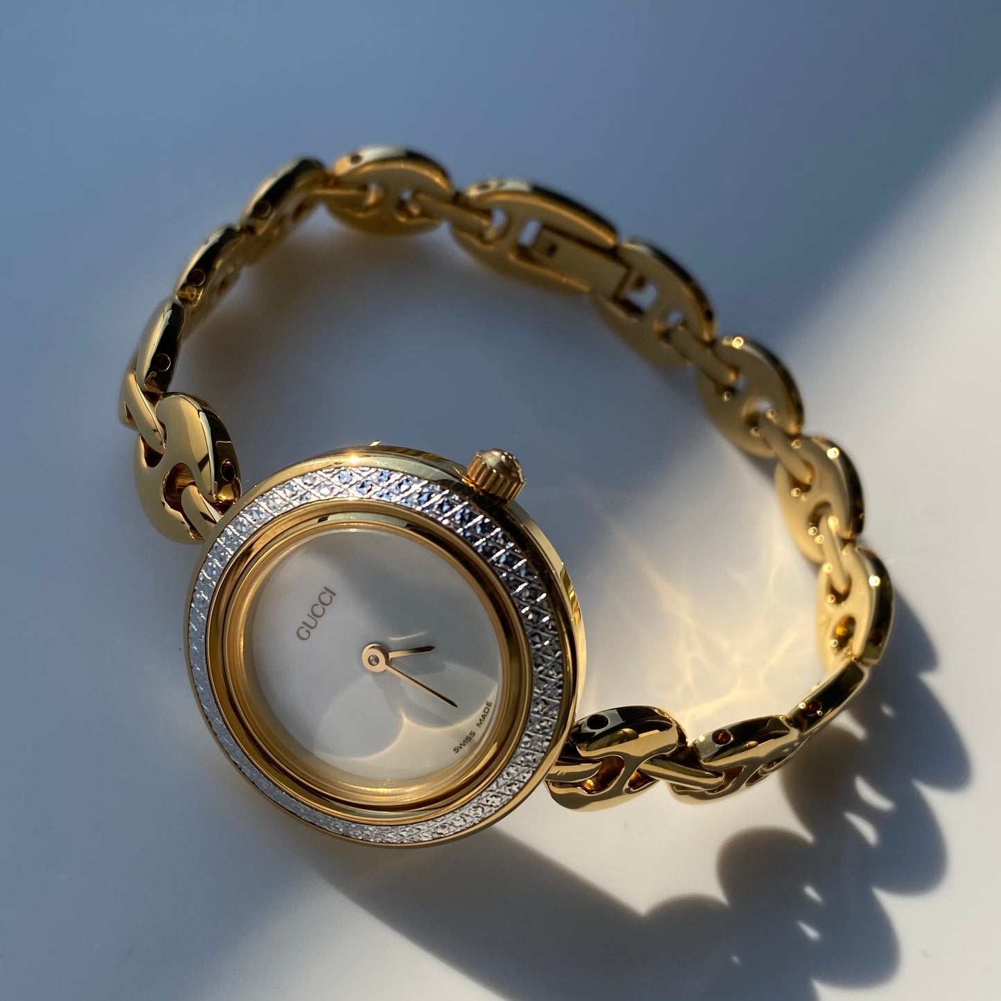Gucci 1990s Interchangeable Bezel Gold Plated Watch with 6 bezels, case (167mm)