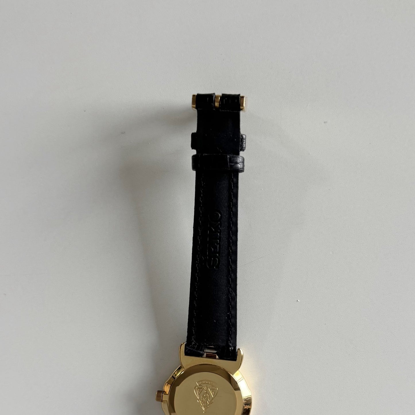 Gucci 1990s Round Dial Gold Plated Watch