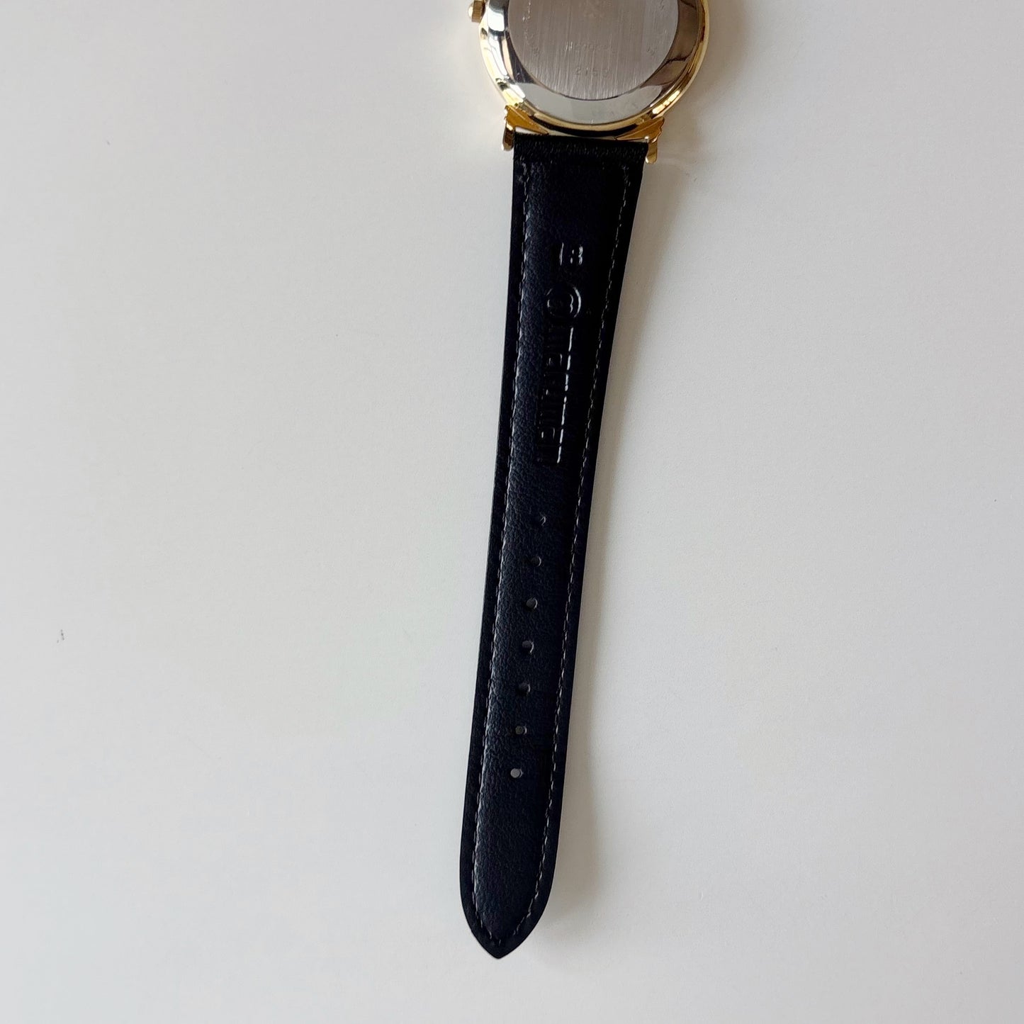 Celine 1990s Seashell Round Dial Gold Plated Watch (Large)