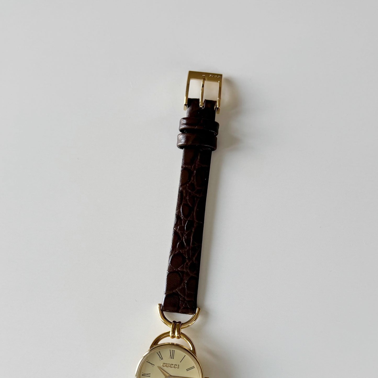 Gucci 1990s Gold Round Dial Horsebit Gold Plated Watch