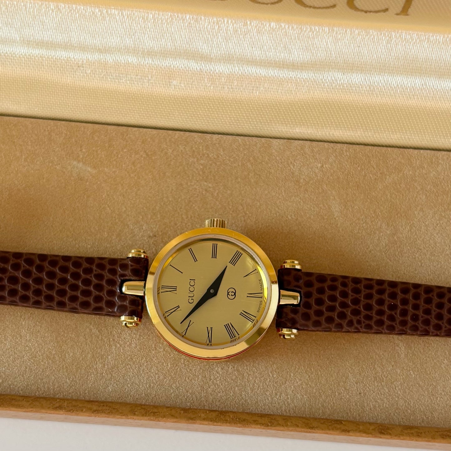 Gucci 1990s Round Gold Dial Gold Plated Watch